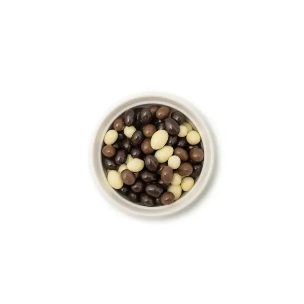 Cacahuete bañado en 3 chocolates - Imagen 2